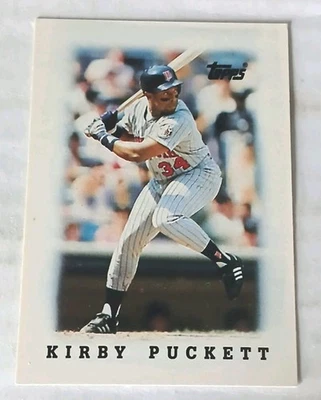 1988 Topps League Leaders Minis - Kirby Puckett #23 Minnesota Twins HOF  - Image 1 of 2