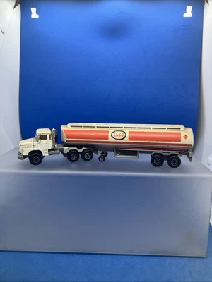 majorette 1/60 Scania Camion Citerne Esso  - Photo 1/4