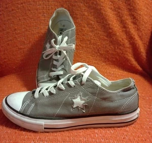 Converse Chuck Taylor One Star Y2K graue Canvas-Damenschuhe Turnschuhe Größe 8,5 US - Bild 1 von 5