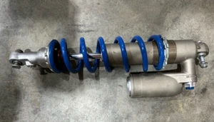 OEM Shock rear suspension 2018-2022 YZ450f YZ250f yz450 2020 2021 22 19 20 21 - Picture 1 of 6