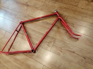 Vintage 54cm geschleppter Stahl Rennrad Rahmen und Gabeln gebraucht Winterprojekt - Bild 1 von 11