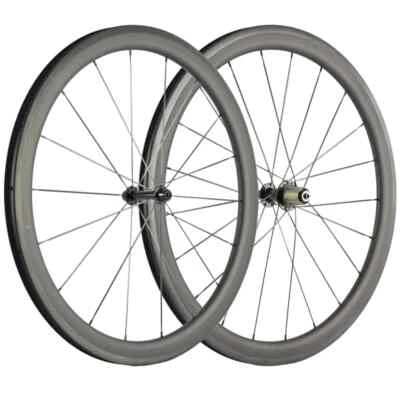 700C Carbon Fiber Road Bike Wheelset 25mm Width 45mm Depth U Shape Clincher - Image 1 of 4