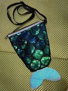 Meerjungfrau Schwanz Handtasche Pailletten Farbwechsel blau lila silber Reißverschluss 11" lang - Bild 1 von 3