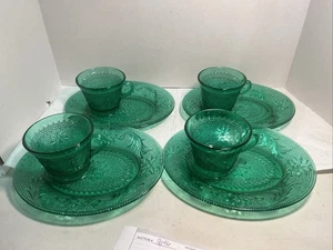 4 VINTAGE TIARA Spruce Green Oval SANDWICH Plates With Cups 2146 - Picture 1 of 14