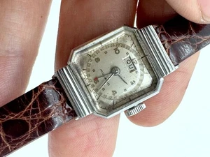 RARISSIMO Movado anni 60 tripla data quadrante originale acciaio inox donna FUNZIONANTE - Foto 1 di 13