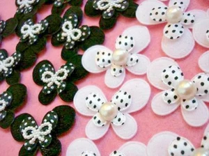 30 Elegant Black & White Pearl/Bow Bead Design Fabric Butterfly Applique/felt D7 - Picture 1 of 3