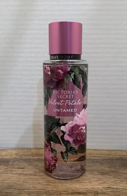 Bruma de fragancia Victoria's Secret PÉTALOS DE TERCIOPELO INDÓMITOS ~ 8,4 fl. oz. Foto 1 de 3