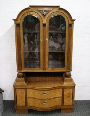 antik Vitrinenschrank Wohnzimmerschrank Buffet Anrichte - Bild 1 von 4
