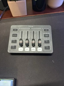 Fifine AmpliGame SC3 / XLR Gaming Audio Mixer / Streaming RGB / PC - Picture 1 of 3