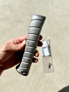 Martinez M1/M4 Curved Grip - Silver Overlay/Black Cap - Bild 1 von 7