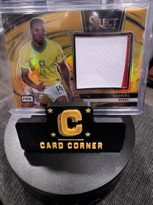 Panini Select Prizm Gabriel Patch Brazil Gold #08/10 - Image 1 of 2