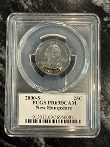 2000-S 25C State Quarter New Hampshire PCGS PR69 DCAM CLAD Flag Label Holder - Picture 1 of 2