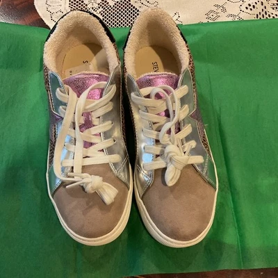 Steve Madden девочка sz 4 плоский шнурует вверх спортивная обувь разноцветный с мягкой подушкой - Изображение 1 из 4