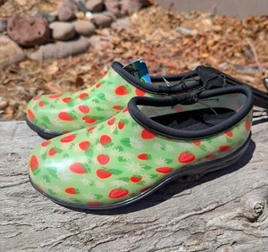 Garden Clogs, Waterproof, Strawberry Print, Women's 8 - Picture 1 of 10