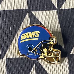 New York Giants Vintage NFL HELMET Enamel LAPEL HAT PIN 1996