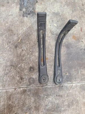 Yamaha Enticer ET 400 1990 capó amarres conjunto par AT726 Foto 1 de 3