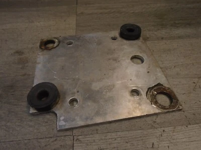 92 Arctic Cat Prowler 440 1992 moto de nieve motor soporte placa montaje Foto 1 de 3