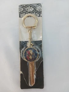Vintage Original General Motors Buick Key Blank Keychain OEM Key Great Gift Idea - Picture 1 of 3