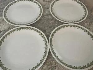 Set of 4 Vintage Corelle Crazy Daisy Spring Blossom 10.25" Dinner Plates 1970s - Picture 1 of 3