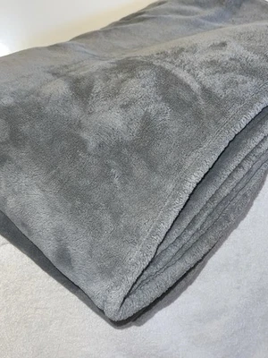 Manta de microfibra suave Charisma gris rey Foto 1 de 3