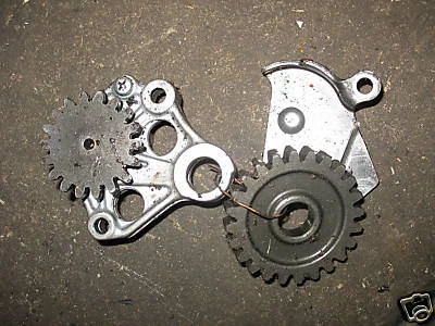 79-81 HONDA XL250S XL250 XL 250 S OIL PUMP ASSY - Image 1 of 4