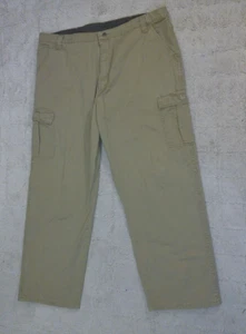 Wrangler Mens Pants Size 42x30 Cargo Beige Pockets - Picture 1 of 10