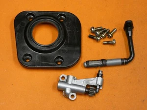 Shindaiwa 360 Oil Pump with Cover Pickup and Screws C022000121 - Picture 1 of 2