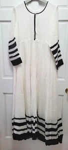 Women's White & Black Chiffon & Satin Pakistani Kurta & Dupatta Set - XL - Picture 1 of 4