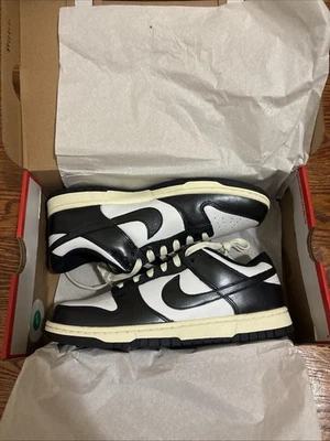Nike Dunk Low Vintage Panda Negro Blanco 10W / 8.5M FQ8899-100 Foto 1 de 4