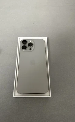 Apple iPhone 15 Pro Max - Titan Natur, 256 GB, ohne Simlock - Bild 1 von 3