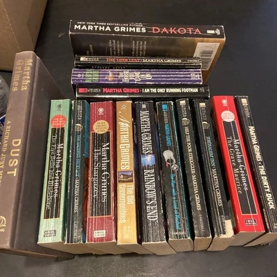 Martha Grimes Fiction Richard Jury Mysteries + Other Stories Lot Of 15 HC & PBs Foto 1 de 4