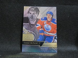 2016-17 Fleer Flair Showcase Connor McDavid ROW 1 SEAT 11 2ND Year