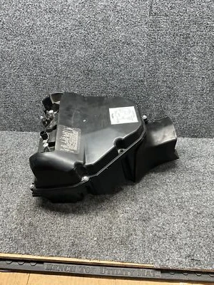 2014 Triumph Daytona 675r Airbox Air Intake Filter Box T2200986 T2200989 Foto 1 de 4
