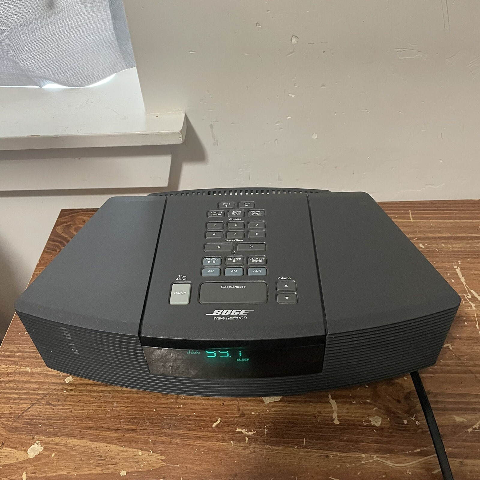 AWRC1G Radio/CD Player Alarm Clock 