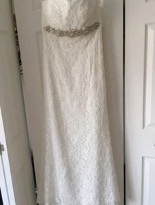 davids bridal lace A line wedding dress New With Tags NEVER WORN - Picture 1 of 3