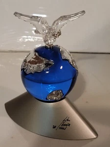 FIGURA CRISTAL SWAROVSKI "PLANETA 2000", GLOBO TERRÁQUEO CON PALOMA DE LA PAZ LIMITADA ¡FIRMADA!! - Imagen 1 de 12