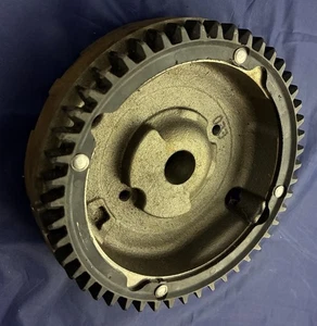 Briggs & Stratton 591399 Flywheel - NOS OEM - Picture 1 of 8