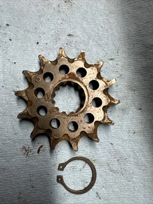 Piñón delantero ktm 65 sx 2000 Foto 1 de 4