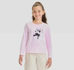 Girls' Long Sleeve Flip Sequin 'Unicorn Skating' T-Shirt - Cat & Jack M (8) - Picture 1 of 4