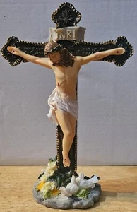 FIGURA COLGANTE RELIGIOSA FLOR PÁJARO PALOMA JESUCRISTO EN LA CRUZ - Imagen 1 de 3