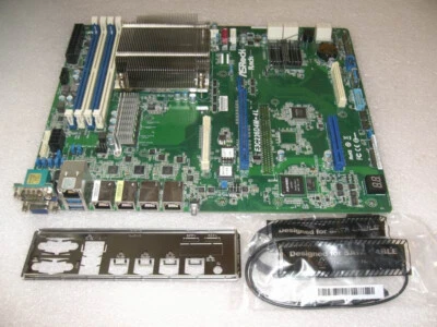 Scheda madre ASRock Server E3C236D4M-4L, C236, LGA1151, DDR4, IPMI ATX + dissipatore - Immagine 1 di 4