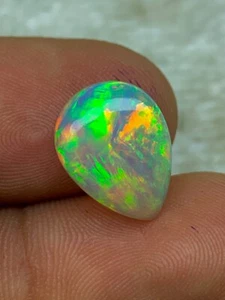 3.3cts-Natural Ethiopian Welo Opal having Strong Multicolor and Great Texture - Picture 1 of 8