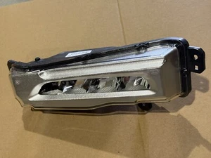 BMW X5 G05 2018 2023  Front LED DRL Fog Light Light Left Side 63177406365 NEW - Picture 1 of 4
