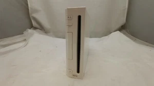 Nintendo Wii Console White RVL-001 Tested Working w/ Cords & Sensor Bar - Picture 1 of 8