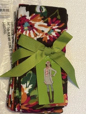 Вышедший на пенсию Вера Брэдли вязаный шарф английская роза новый нераспакованный 2012 - Изображение 1 из 4