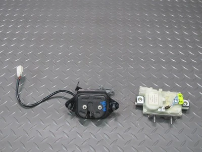 09-20 JUEGO ACTUADOR CIERRE MALETERO TRASERO NISSAN Z34 370Z CUPÉ OEM Foto 1 de 4