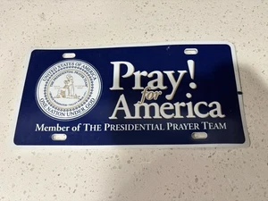 Vintage Presidential Prayer Team License Plate Cover Pray For America - Picture 1 of 9
