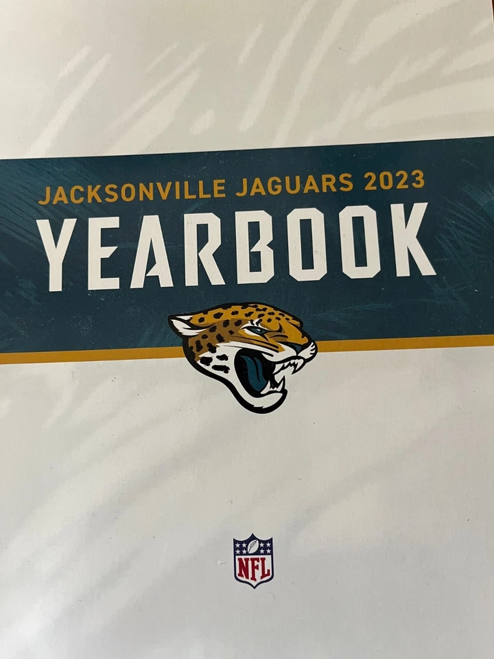 2023 JACKSONVILLE JAGUARS YEARBOOK NFL PROGRAM SUPER BOWL 192 PAGES 2024 - Image 1 of 1