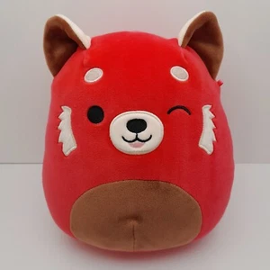 Juguete de peluche Kelly Squishmallows Cici el panda rojo guiñando el ojo de 8 pulgadas - Imagen 1 de 7