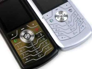 Original Unlocked Motorola SLVR L7 Mobile Phone Bluetooth GSM 1.9"Cellphone - Picture 1 of 10